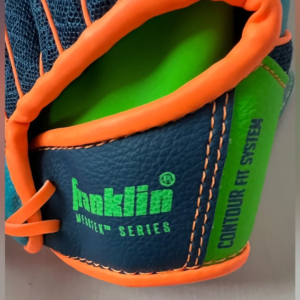 Franklin youth Meshtek TeeBall Glove baseball Right Hand Throw Blue Orange 9.5